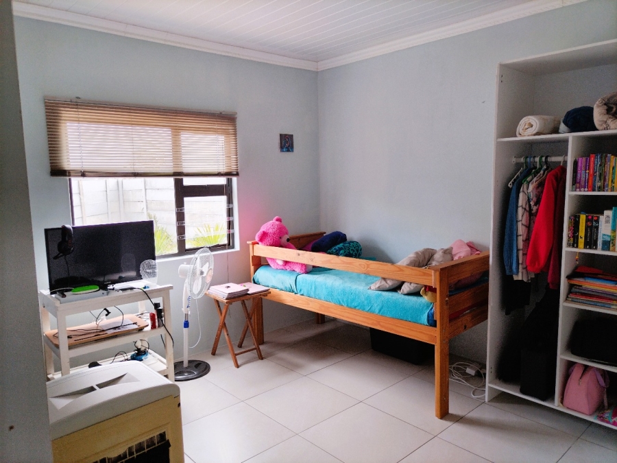 4 Bedroom Property for Sale in Hopefield Western Cape